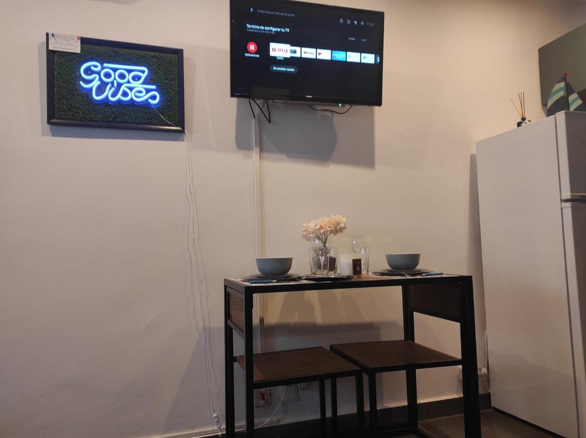 Estudio Reformado Y Centrico Con Piscina Y Wifi Acepta Mascotas Benidorm Exterior foto
